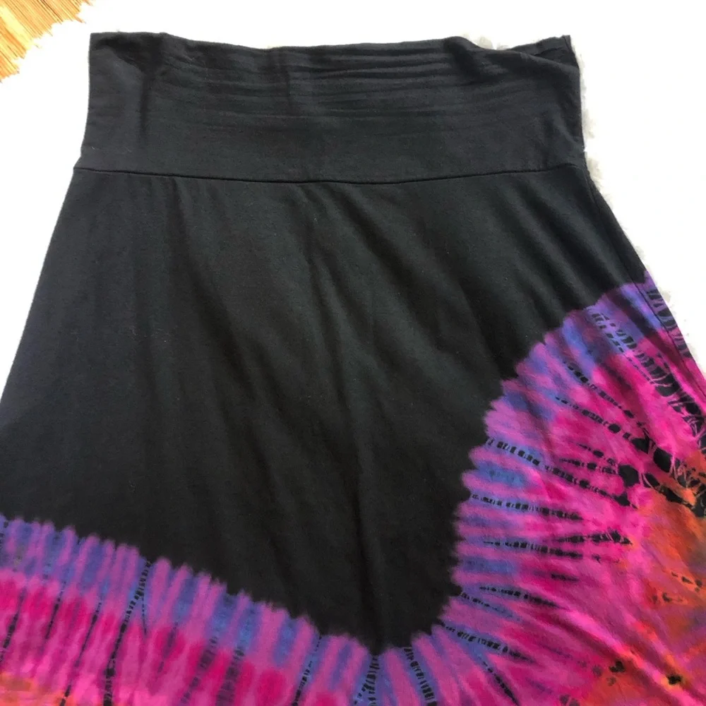 Boho Black and Pink Tie-Dye Skirt - Picture 3 of 5